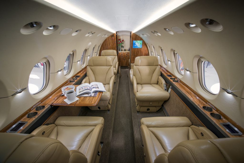 Hawker 800XP Un Buen Jet Privado