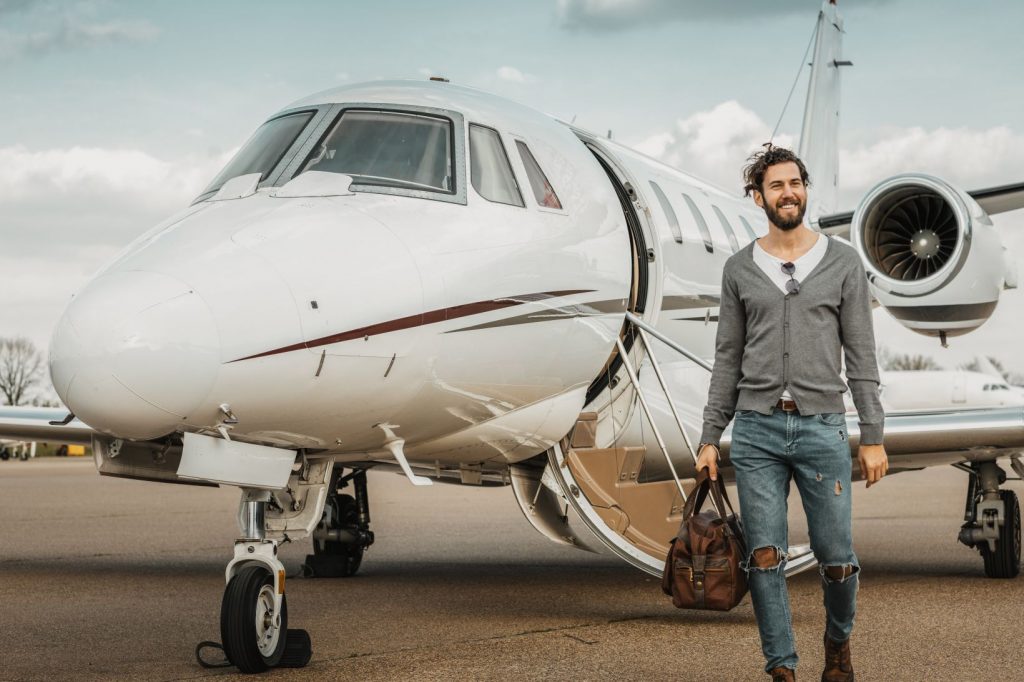 Viaje En Paz Y Discreción Alquile Un Jet Privado